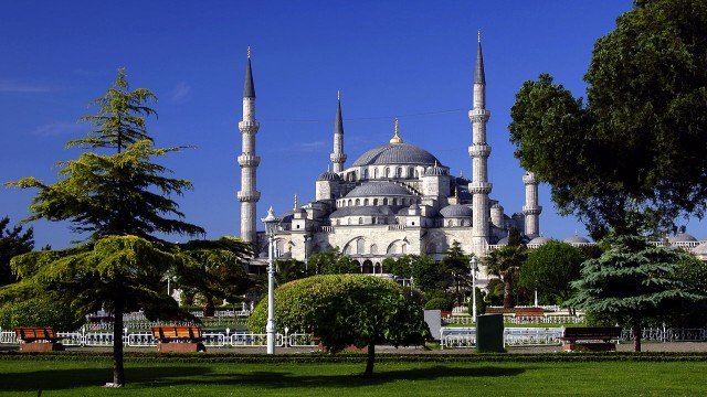 Watch Cities of the World: Istanbul Online