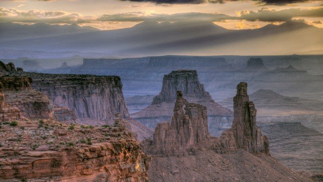Watch Canyonlands: A Southwest Desert Odyssey Online