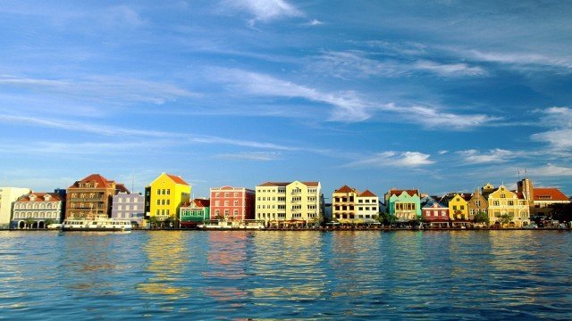 Watch Fascinating Curacao Online