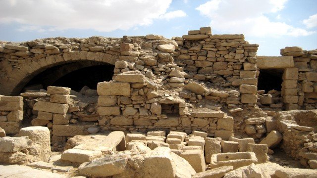Watch Global Treasures: Kastron Mefa'a Online