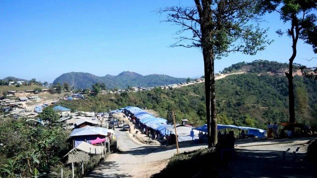 Watch On Tour Exploring the Extraordinary: Shan State Express Online