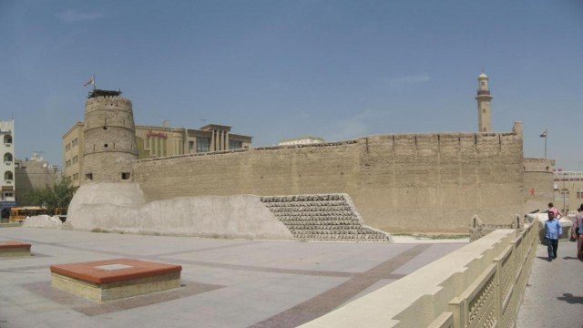 Watch On Tour... ARABIAN DESERT SAFARI Crossing The Sands Of Time Online