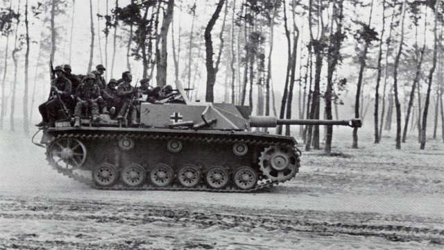 Watch German Armour: The Panzer III Online