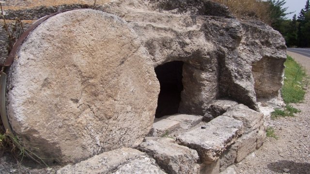 Watch Tomb of Jesus Online