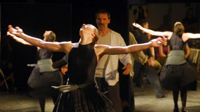 Watch The Maiden Danced To Death Online