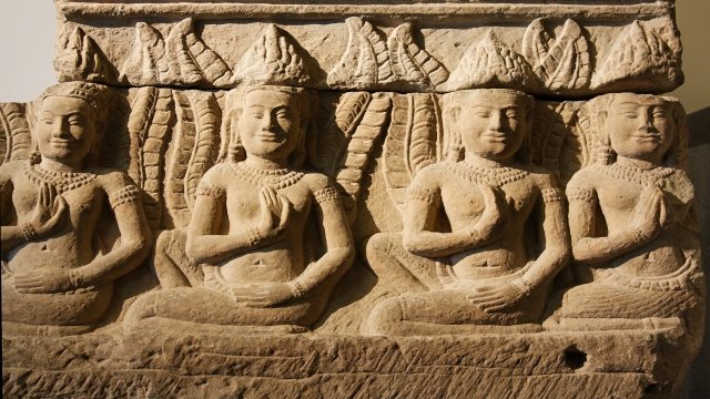 Watch Khmers: Creating Heaven On Earth Online