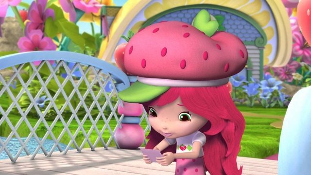 Watch Strawberry Shortcake: Glimmerberry Ball Online