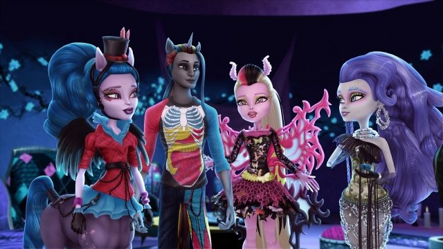 Watch Monster High: Freaky Fusion Online
