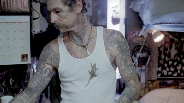 Watch At Night I Fly Online