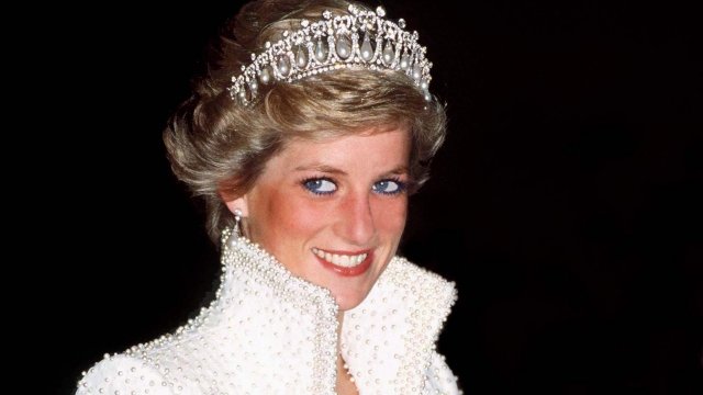 Watch Princess Diana The Uncrowned Queen Online