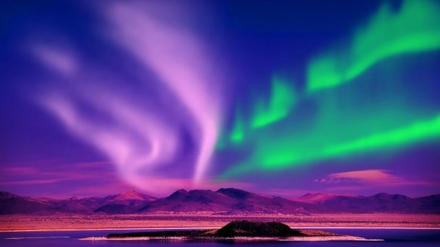 Watch Stunning Aurora Borealis & Relaxing Music - BaLu - Relaxing Nature Online