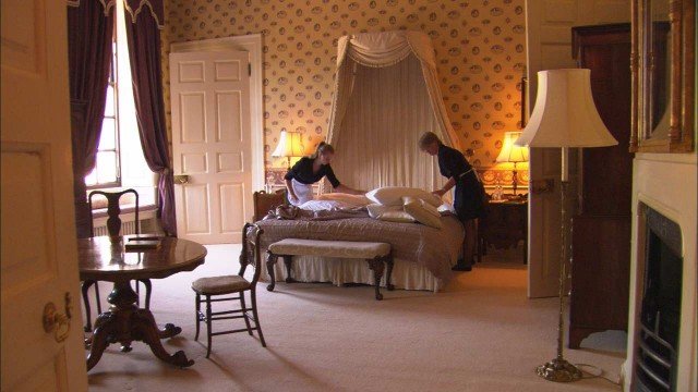 Watch Serving the Royals: Inside the Firm Online