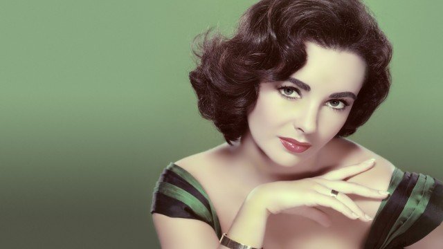 Watch Elizabeth Taylor: An Unauthorized Biography Online