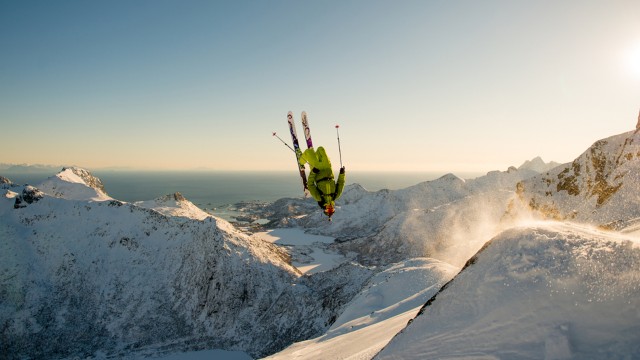 Watch Warren Miller's Skiing On My Mind Online