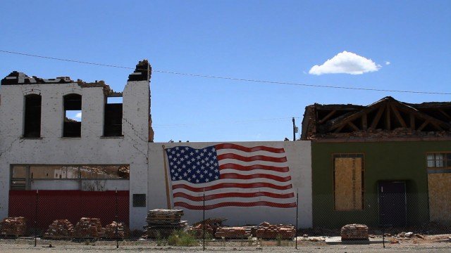 Watch American Bear: An Adventure in the Kindness of Strangers Online