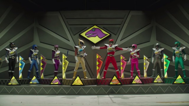 Watch Power Rangers Dino Charge: Rise Online