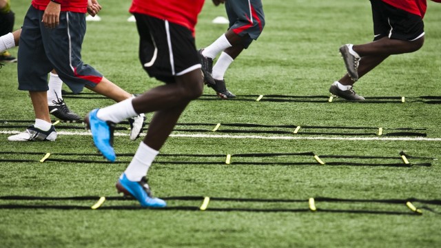Watch Football Athletic Training: Strength and Fitness Drills Online