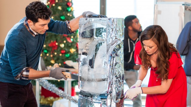 Watch Ice Sculpture Christmas Online