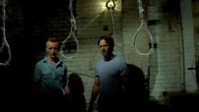 Watch 13 Hours in a Warehouse Online