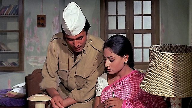 Watch Bawarchi Online