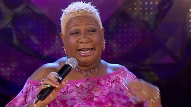 Watch Luenell: Hey Luenell Online