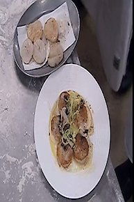 17 Chefs Compete