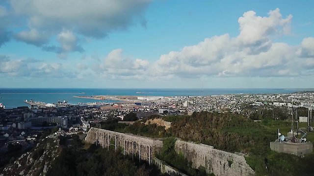 Watch Trains At War Online