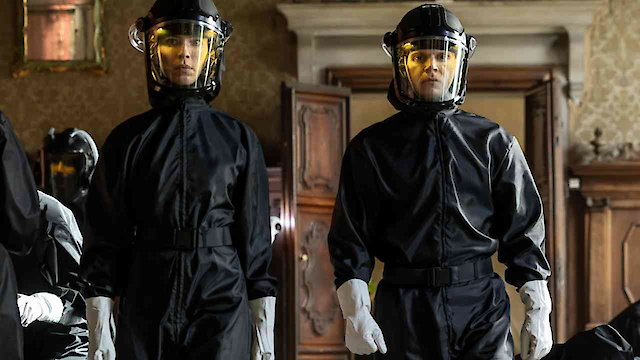 Watch The Beauty Online