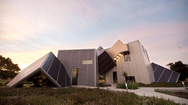 Watch Dream Build Online