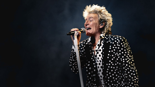 Watch Forever Young: A Grammy® Salute to Rod Stewart Online