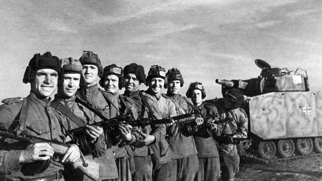 Watch World War II: Battles Won & Lost Online