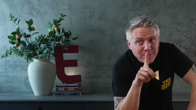 Watch Give a Chef... Online