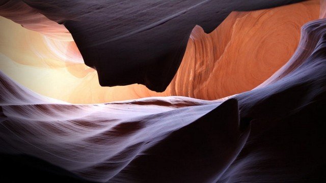 Watch The Colors of the Desert Online