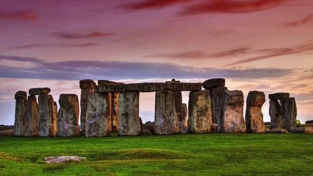 Watch Stonehenge Empire Online