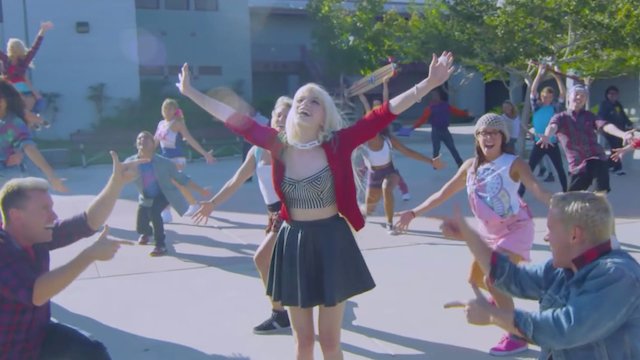 Watch Pop Fan Online