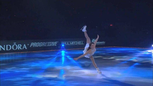 Watch Pandora Unforgettable Holiday Moments On Ice Online