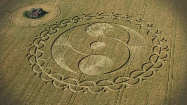 Watch Crop Circles: Embrace The Mystery Online