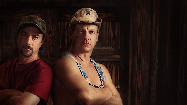 Watch Moonshiners: Outlaw Cuts Online