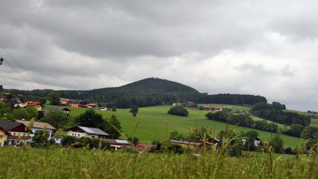 Watch House Hunters International: Off the Beaten Path Online