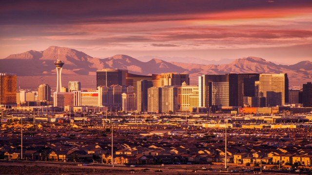 Watch House Hunters: Best of Las Vegas Online