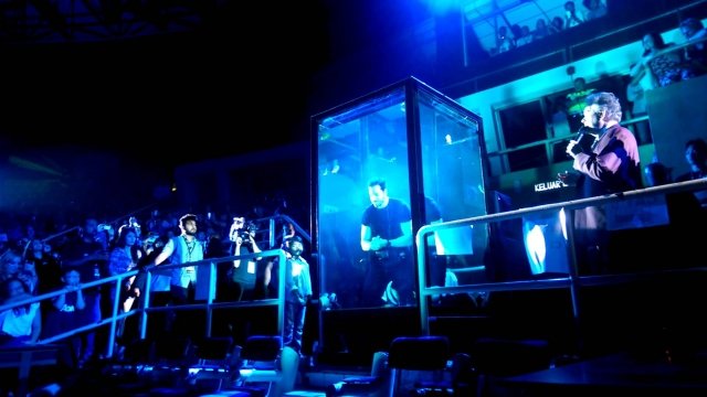 Watch David Blaine, Drowned Alive Online