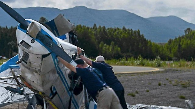 Watch Alaska Aircrash Investigations Online