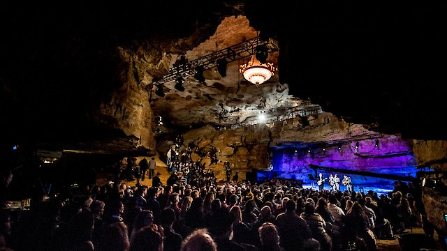 Watch Bluegrass Underground Online