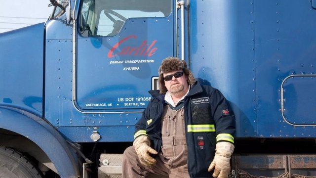 Watch Ice Road Truckers: Breaking the Ice Online