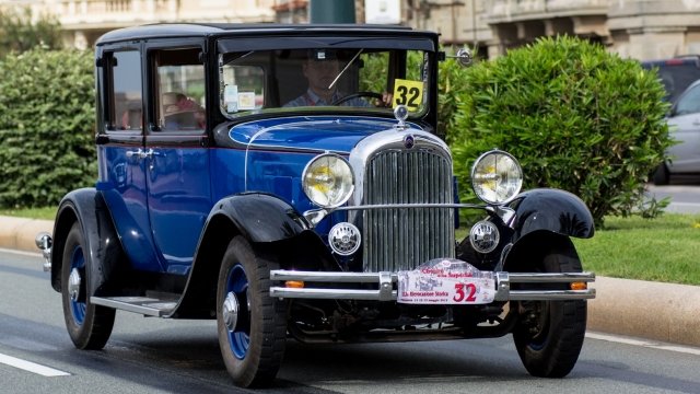 Watch Historic Cars Online