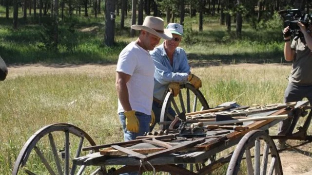 Watch Cabin Rescue Online