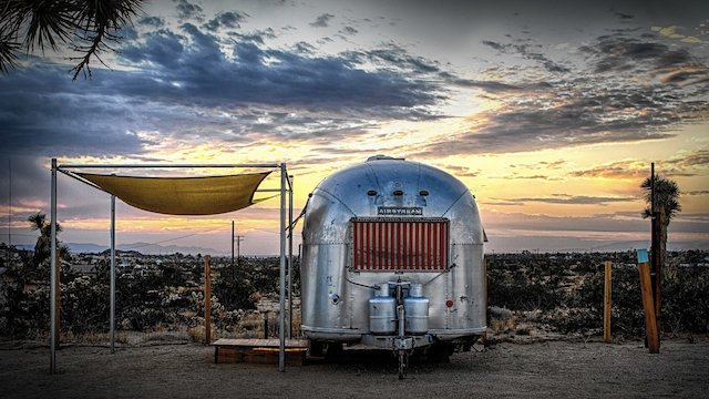 Watch Beachin' RV's Online