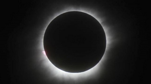 Watch NOVA: Solar Eclipse Online