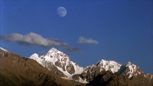 Watch Nomads Online