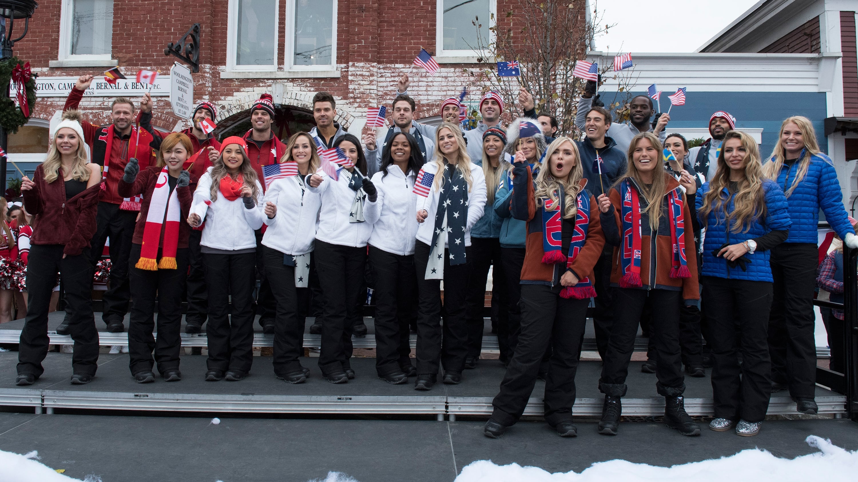 Watch The Bachelor Winter Games Online